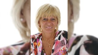 Horny older female loves it sensually - Diane Sheperd