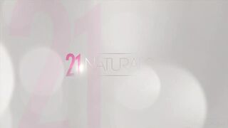 Good Morning ass pumping with amazing redhead Holly Molly