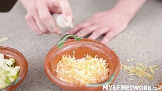 Cute blonde  milf Hyley Winters is orally pleasured & ravaged in live show