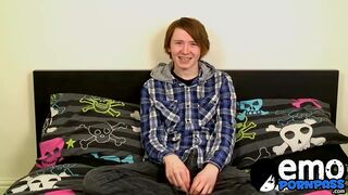 Emo twink Jack Halliwell stroking his shaft on his emo bed