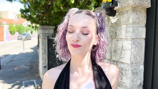 Stella, 24 years old, always at her own pace...