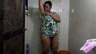 Licking Armpit Shave Fetish Indian MILF Lily Porn