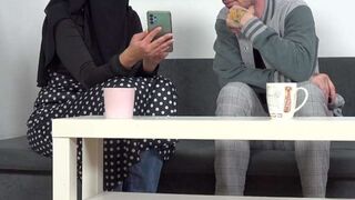 For his help he wants to taste a niqab cunt