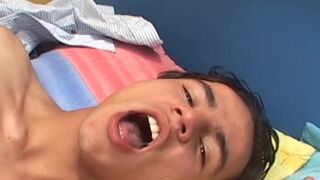 Amateur latino dude bounces on rock solid meat with pleasure