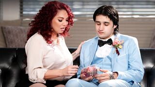 Mature step mom Kiki Daire takes over stepdaughters prom date