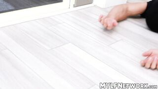 Muscular robber Johnny Castle hit hard the creamy snatch of titty wifey Phoen