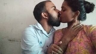 Desi Couple Sex , Sucking Indian Girlfriend Big Boobs & Blowjob