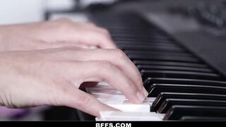 Reverse Gangbang & Cumswapping Scene w Band