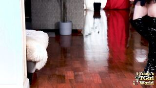 FRANKSTGIRLWORLD: Ploy Strips & Plays!