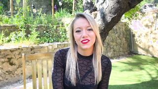 Ashley, the hot girl from Cassis, sucks like a boss!