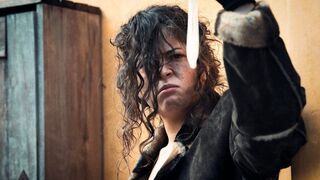 Homeless babe Victoria Voxxx screwed by married man!