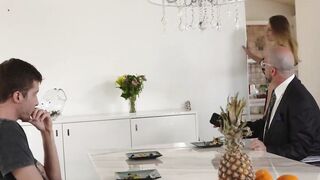 FAMILY STROKES Georgeus Britney wants to play with big hard meat