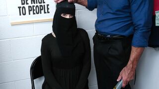 Muslim teen burglar Delilah Day exposed &  after stealing