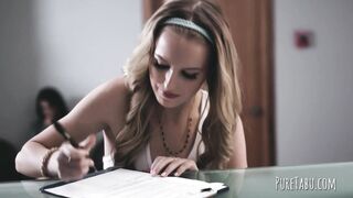 Fetish lesbian threesome anilingus & beaver eat