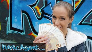 Outdoor Tunnel Fuck with Kinuski