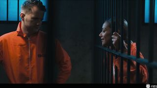 Spoiled Blonde Pranked In Mixed Prison - Veronica Leal Time Stop Freeze Banged