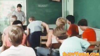 Vintage gay studs fucking bareback until sexy cum erupts