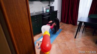 Brazzers - Yoga Babe Screwed By BF In POV