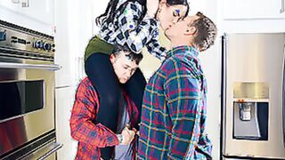 Exxxtra Small - Friend Zoned By Petite Beaver - Tory Bellamy