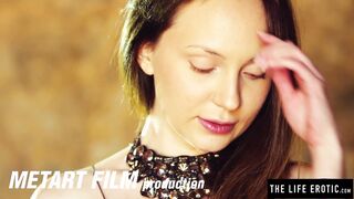 Slim brunette with tiny boobs Nataly Von rubs her pink snatch