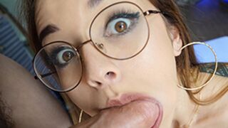 OYE LOCA Vanessa Vega Working For That Facial